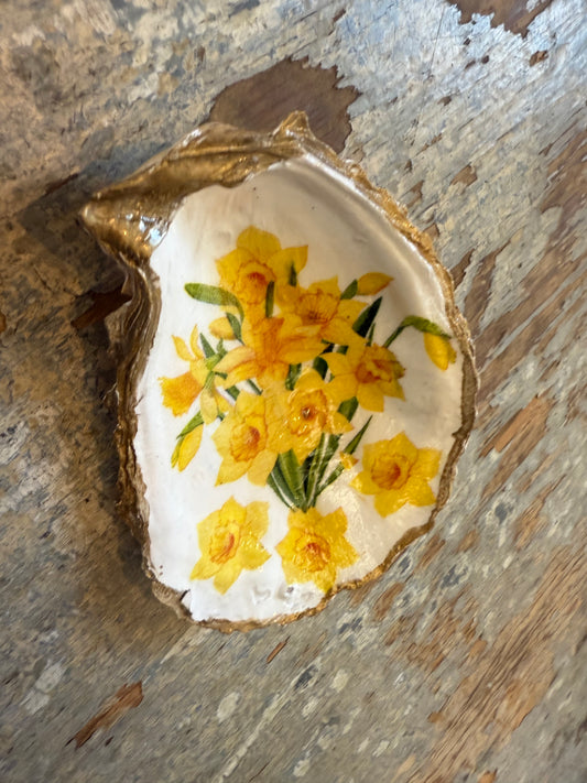 Daffy Dazzle Oyster Dish